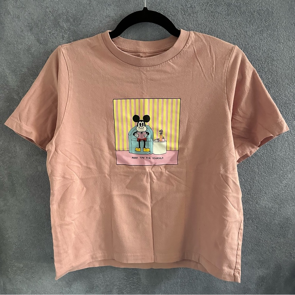 Uniqlo x Esther x Disney Graphic Tee (Used — Very Good) • Size: XS
